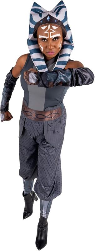 Photo 1 of ****NON-REFUNDABLE *****Missing PIECES****

STAR WARS Ahsoka Tano Official Adult Halloween Costume - Jumpsuit with Waist Belt, Armbands, and Fabric Headpiece (M)