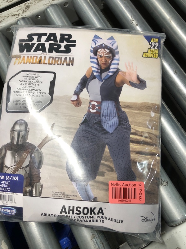 Photo 2 of ****NON-REFUNDABLE *****Missing PIECES****

STAR WARS Ahsoka Tano Official Adult Halloween Costume - Jumpsuit with Waist Belt, Armbands, and Fabric Headpiece (M)