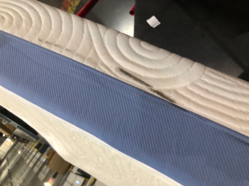 Photo 2 of ***TRUCK/TRAILER PICKUP ONLY - USED - DIRTY - NO PACKAGING - SEE PICTURES***
Mellow 8 Inch Cooling Gel-Infused Memory Foam Bed Mattress, Medium Firm Sleep and Breathable Fabric Cover, Queen, Blue, 80"L x 60"W x 8"Th