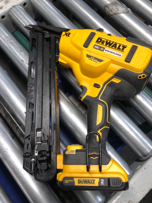 Photo 2 of *** PARTS ONLY ***  DEWALT 20V MAX XR Lithium-Ion Cordless 15-Gauge Angled Finish Nailer (Tool Only)  *** SEE NOTES ***