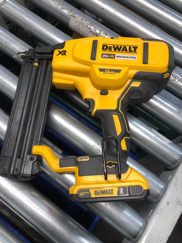 Photo 1 of *** PARTS ONLY ***  DEWALT 20V MAX XR Lithium-Ion Cordless 18-Gauge Narrow Crown Stapler (Tool Only) *** SEE NOTES ***