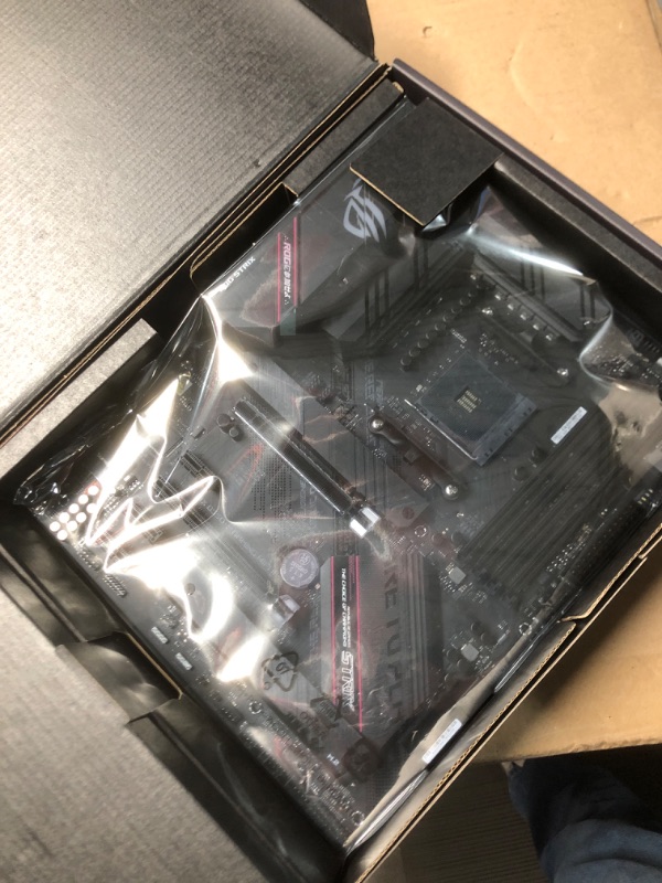 Photo 1 of ASUS ROG Strix B550-F Gaming WiFi II AMD Socket AM4 ATX DDR4 Motherboard