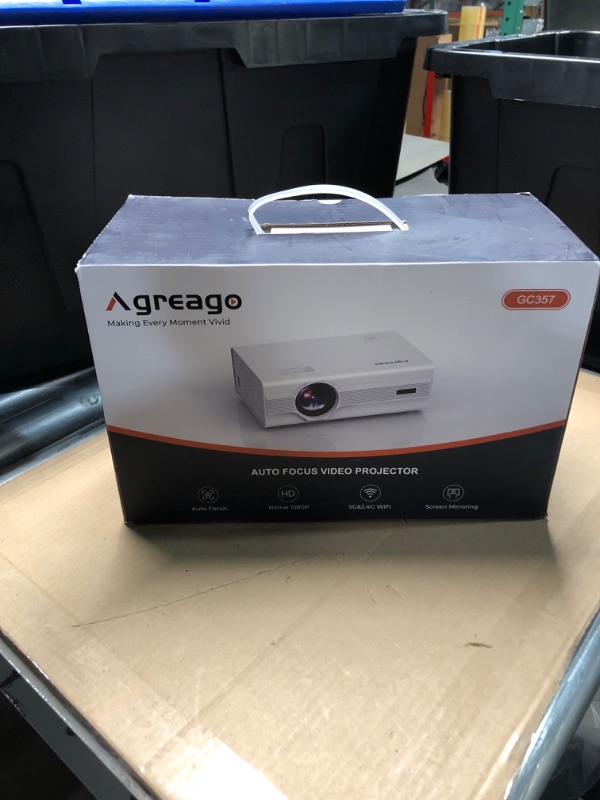 Photo 2 of [Auto Focus/Keystone] Projector with WiFi 6 and Bluetooth 5.2, 600 ANSI Native 1080P 4K Supported, Agreago Outdoor Projector with Screen, Movie Projector Compatible with HDMI/USB/TV Stick