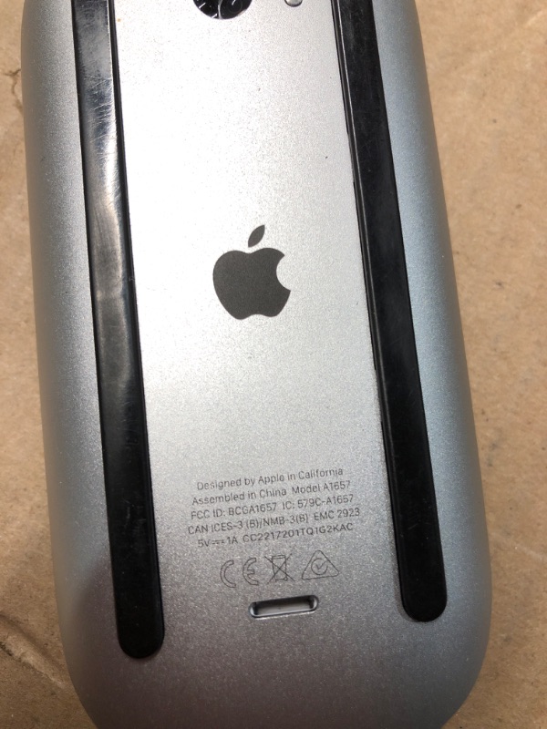 Photo 3 of (MISSING CHARGER) Apple - Magic Mouse (Lightning Port) - Black