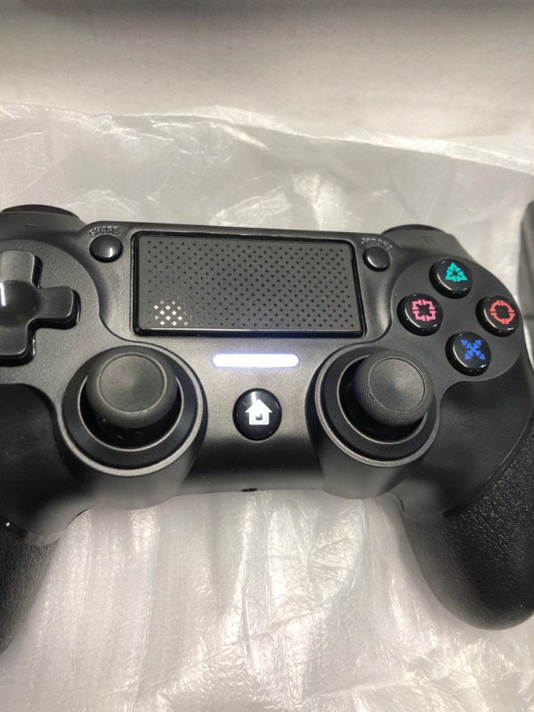 Photo 1 of AceGamer 2 Pack for PS4 Controller, Wireless Controller for PS4/Pro/Slim/PC, with Non-Slip Grip of Both Sides and 2 USB-C Cable! (Black and White)