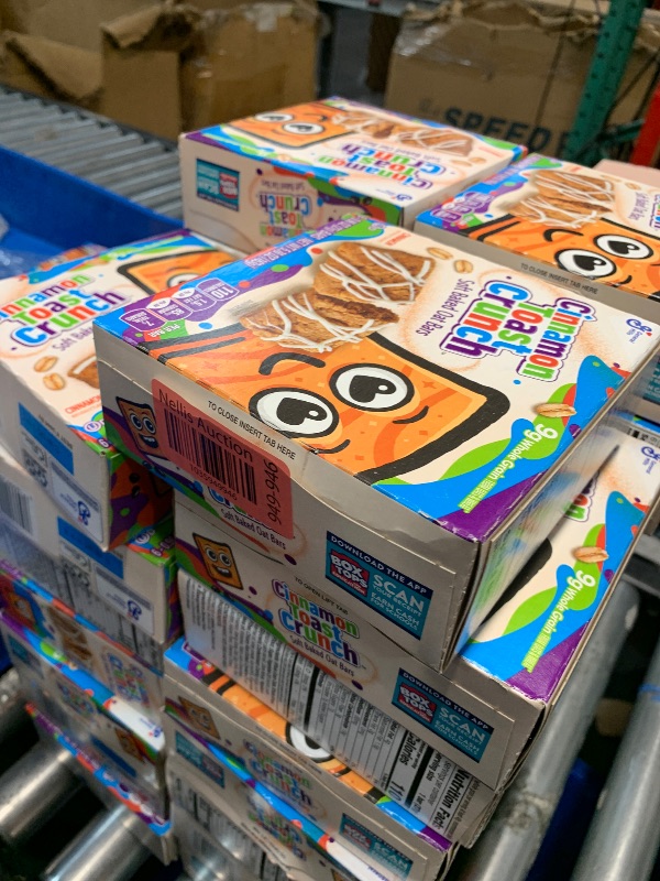 Photo 1 of ***(EXP:6/13/25) NONREFUNDABLE*** Cinnamon Toast Crunch Soft Baked Oat Bars, Chewy Snack Bars, 6 ct
