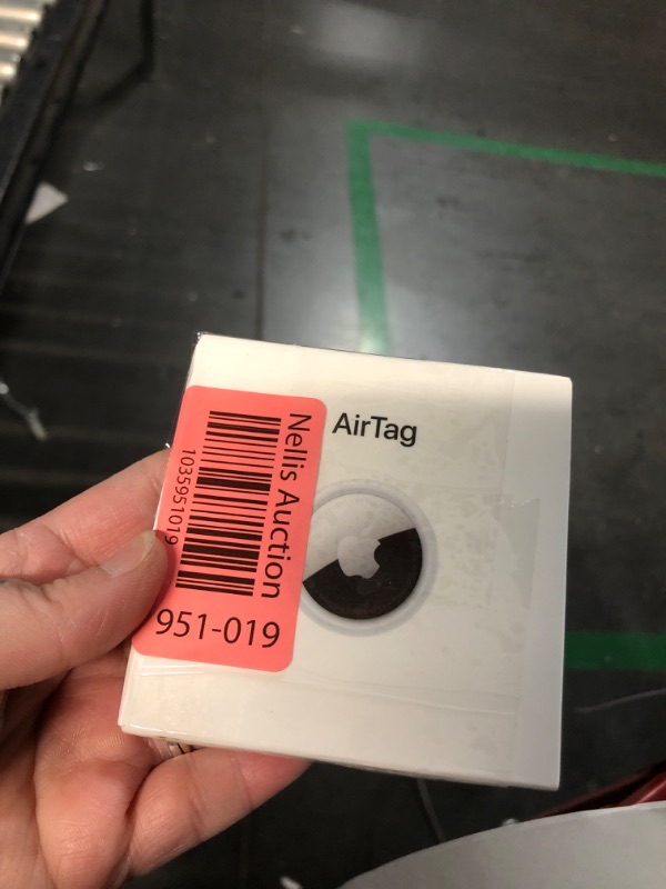 Photo 5 of ***FACTORY SEALED/OPENED TO INSPECT***AirTag