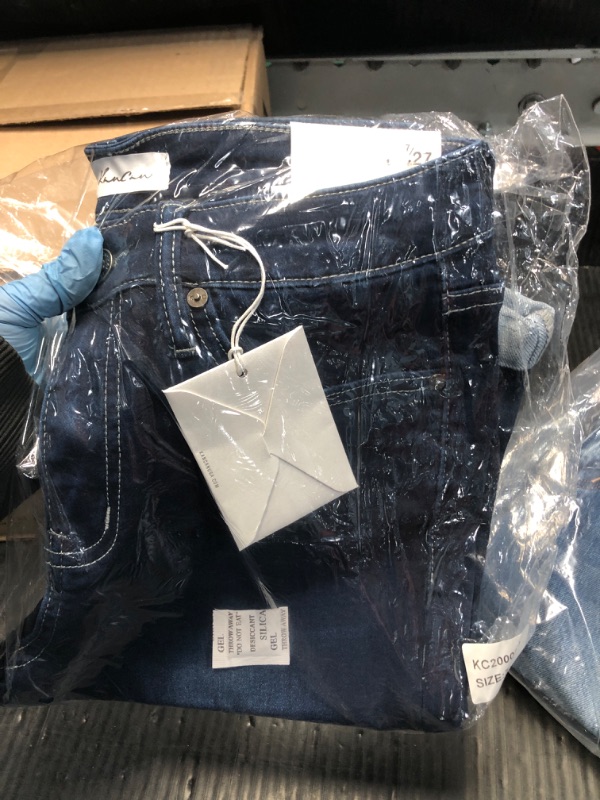 Photo 5 of ***FACTORY SEALED***SIZE 7/27 --(4 PAIRS) Kan Can Women's Denim- 3 pants one pair of shorts-Blue SIZE 7/27