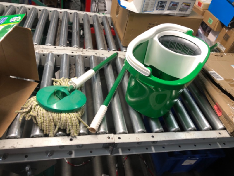 Photo 5 of ***HEAVILY USED AND DIRTY - DAMAGED - SEE PICTURES***
Libman 129804 14 in. Tornado Spin Mop Green & White