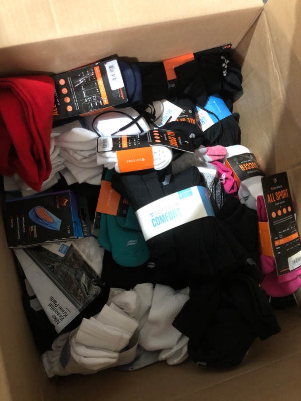 Photo 6 of ***NONREFUNABLE*** BUNDLE ASSORTED SIZE AND COLOR MAN AND WOMEN NIKE SOCK AND KNEE PAD. BAND. GLOVES SPORT SUPPORT***