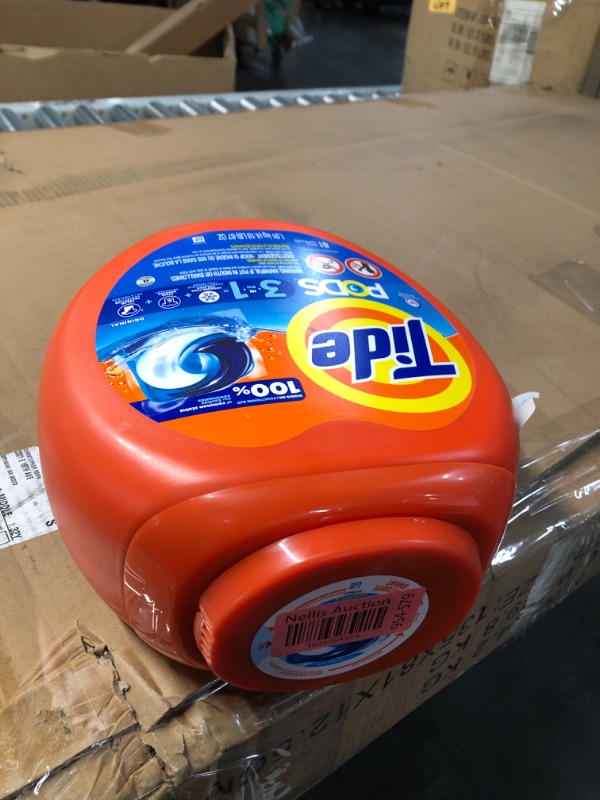 Photo 2 of *** FACTORY SEAL******NONREFUNABLE***Tide PODS Original Scent HE Turbo Laundry Detergent Pacs,81 PACK