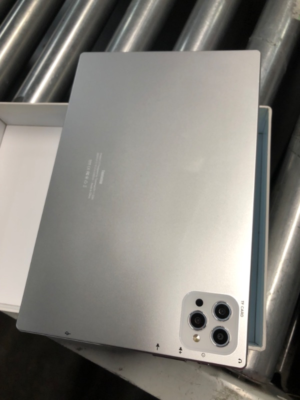 Photo 1 of Android Tablet, 2024 Tablet 10 inch Android 14 Tablets, Octa-Core 10GB RAM 64GB ROM | 6000mAh Battery, 1024GB Expand |1080 * 800 HD IPS Touchscreen | 5G/2.4G WiFi 6 | Bluetooth 5.0 (Slive)