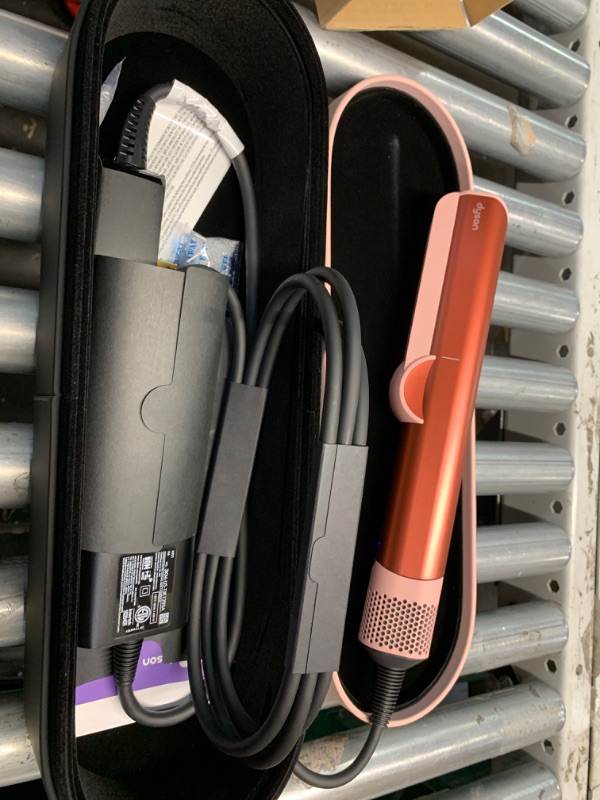 Photo 7 of ***FACTORY SEALED - OPENED TO INSPECT***
Dyson Special edition Airstrait™ straightener in Strawberry bronze and blush pink