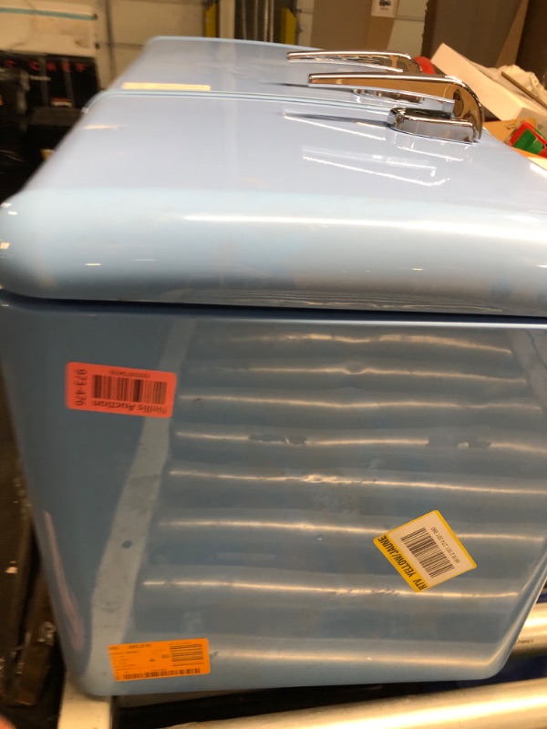 Photo 3 of ***USED - DAMAGED - DENTED - POWERS ON - UNABLE TO TEST FURTHER - NO PACKAGING - SEE PICTURES***
3.5 cu. ft. Retro Refrigerator Mini Fridge with Freezer, 2-Doors and Adjustable Mechanical Thermostat in Blue