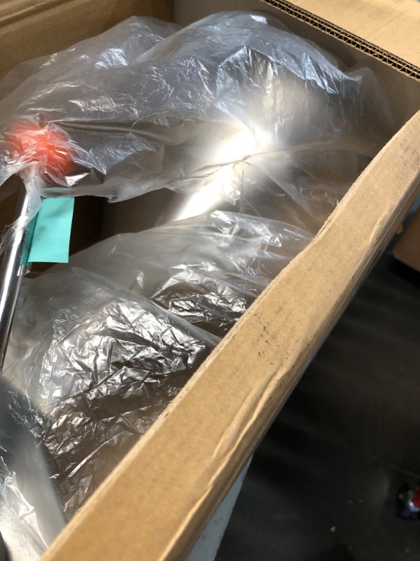 Photo 1 of VEVOR Manual Paste Liquid Filling Machine, 5-100ml Adjustable Bottle Filling Machine, Stainless Steel Liquid Filler with 11.5L Hopper for Milk Water Juice Essential Oil Shampoo Cosmetic Honey