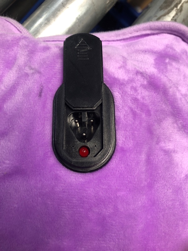 Photo 3 of **MISSING CHARGING CORD**
Rechargeable Heating Pad, Electric Hand Warmer for Arthritis, Electric Water Bag, Auto-Shut Off- Lavender 3 lbs