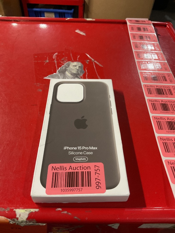 Photo 1 of Apple iPhone 15 Pro Max Silicone Case with MagSafe - Clay