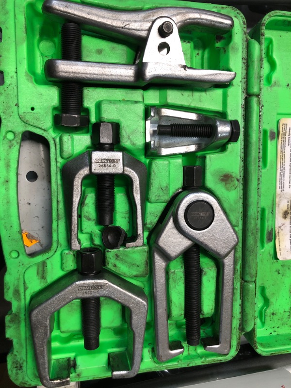 Photo 1 of OEMTOOLS 26554 Front End Service Kit, Pitman Arm Puller & Ball Joint Separator, Tie Rod Removal Tool for Suspension Maintenance