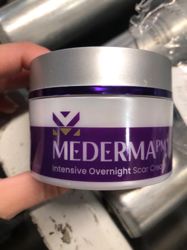 Photo 3 of **(EXP: 09/25) NON-REFUNDABLE**Mederma PM Intensive Overnight Scar Cream, Works with Skin's Nighttime Regenerative Activity, Clinically Shown to Make Scars Smaller and Less Visible, 1.7 Oz (48g)