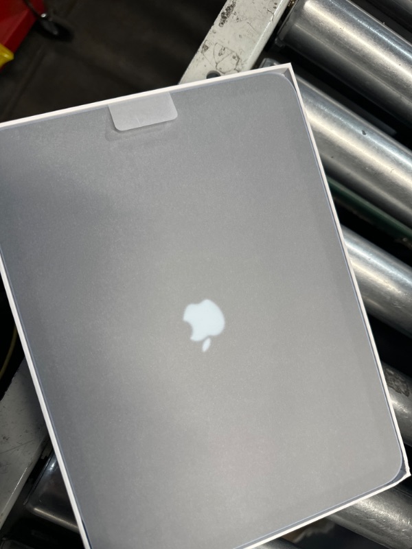 Photo 1 of Apple iPad (10th Generation): with A14 Bionic chip, 10.9-inch Liquid Retina Display, 64GB, Wi-Fi 6, 12MP front/12MP Back Camera