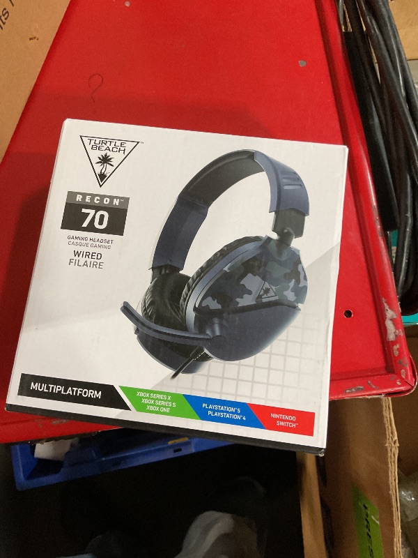 Photo 1 of Turtle Beach Recon 70 Multiplatform Gaming Headset - Xbox Series X|S, Xbox One, PS5, PS4, PlayStation, Switch, Mobile, & PC with 3.5mm - Flip-to-Mute Mic, 40mm Speakers – Blue Camo