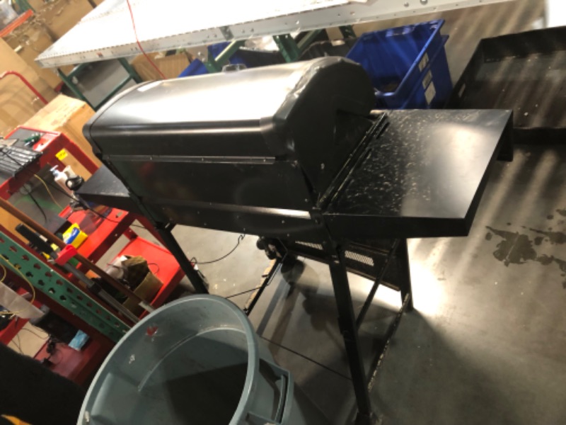 Photo 1 of ***TRUCK/TRAILER PICKUP ONLY - NONREFUNDABLE - MAJOR DAMAGE - SEE COMMENTS***
4-Burner Propane Gas Grill in Matte Black with TriVantage Multifunctional Cooking System
