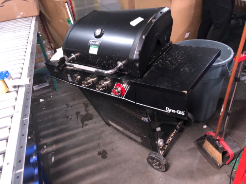 Photo 1 of ***TRUCK/TRAILER PICKUP ONLY - NONREFUNDABLE - MAJOR DAMAGE - SEE COMMENTS***
4-Burner Propane Gas Grill in Matte Black with TriVantage Multifunctional Cooking System
