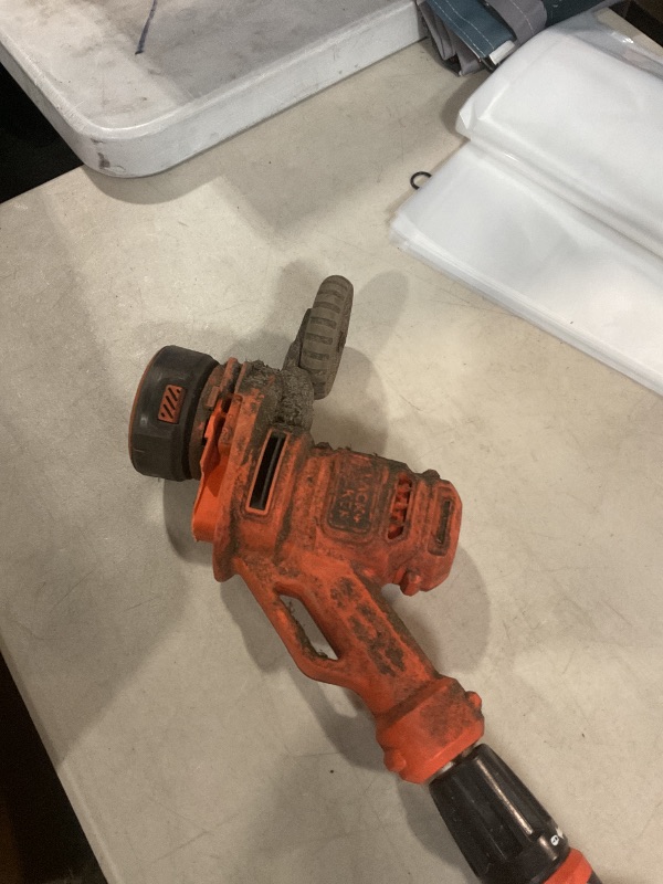 Photo 1 of **NON REFUNDABLE/NON FUNCTIONAL**(FOR PARTS ONLY)
BLACK+DECKER String Trimmer with Auto Feed, Electric, 6.5-Amp, 14-Inch (BESTA510)