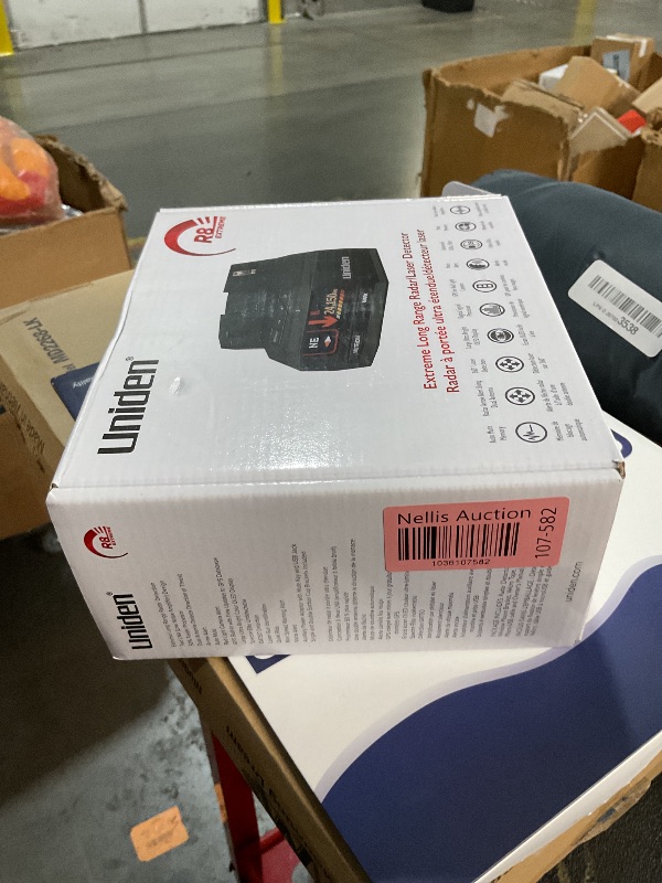 Photo 1 of UNIDEN R8 Extreme Long-Range Radar/Laser Detector, Dual-Antennas Front & Rear Detection w/Directional Arrows, Built-in GPS w/Real-Time Alerts, Voice Alerts, Red Light Camera and Speed Camera Alerts