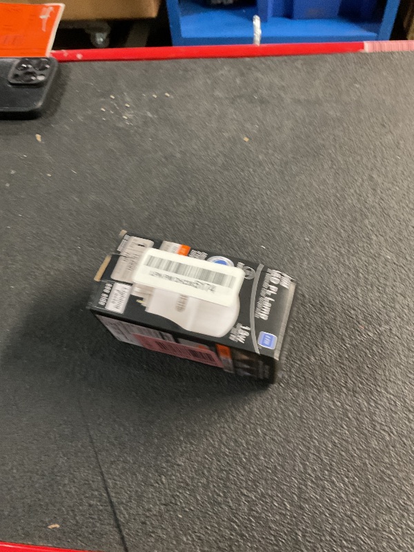 Photo 1 of Feit PL13AB/V/CCT/LED 4-pin Color Selectable PL Lamp 2700/3500/4000K All-in-One (13 WATT Vertical Replacement)