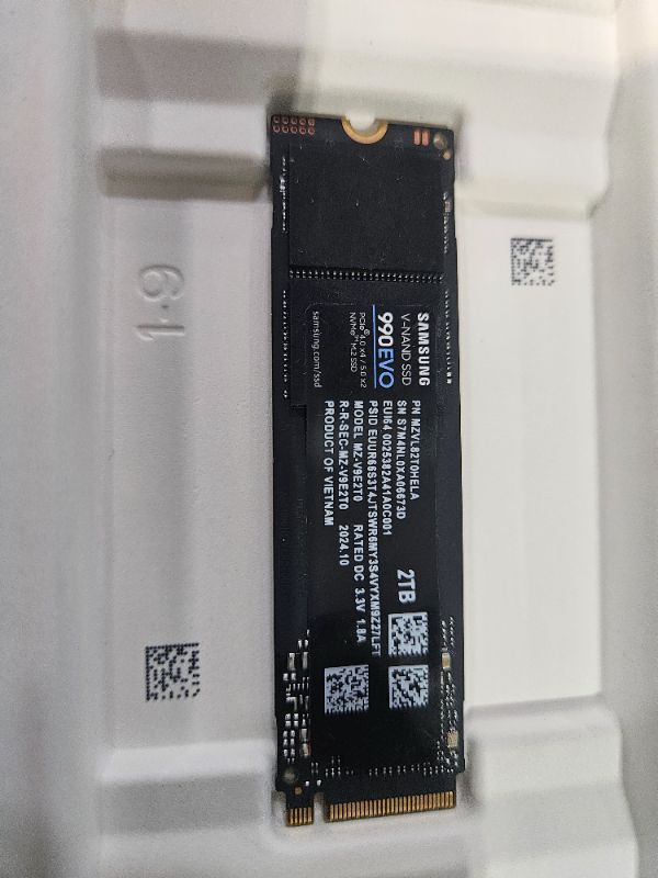 Photo 1 of SAMSUNG 990 EVO SSD 2TB, PCIe Gen 4x4, Gen 5x2 M.2 2280 NVMe Internal Solid State Drive, Speeds Up to 5,000MB/s, Upgrade Storage for PC Computer, Laptop, MZ-V9E2T0B/AM, Black