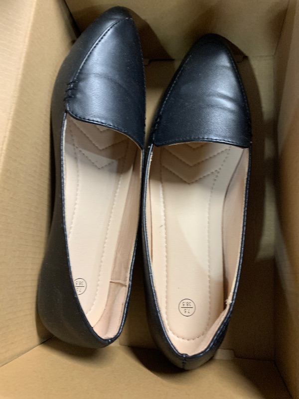 Photo 1 of ***(HEAVILY USED/ MINOR DAMAGE)***
FINIWOR Loafers for Women Flats Shoes Women Pointed Toe Dress Shoes Comfortable Memory Foam Penny Loafers Slip On Shoes(Black US7.5)
