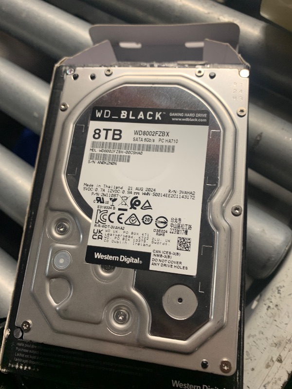Photo 1 of ***(MISSSING PINS/ UNABLE TO TEST ITEM)***WESTERN DIGITAL 8TB WD_BLACK PERFORMANCE INTERNAL HARD DRIVE HDD - 7200 RPM, SATA 6 GB/S, 256 MB CACHE, 3.5" - WD8002FZBX