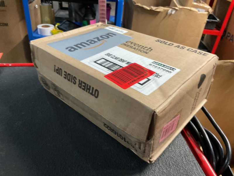 Photo 1 of Seventh Generation Disinfecting Multi-Surface Wipes, Lemongrass Citrus, 70 Count, Pack of 3 (Packaging May Vary)