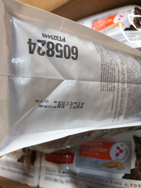 Photo 1 of ***NON-REFUNDABLE*** BOX OF 6 Hill's Science Diet Perfect Digestion, Adult 1-6, Digestive Support, Dry Dog Food, Salmon, Brown Rice, & Whole Oats, 3.5 lb Bag