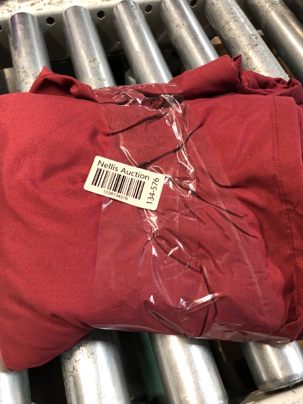 Photo 1 of Bedding Queen Bed Sheets Set - 4 Piece Bedding - Brushed Microfiber - Shrinkage and Fade Resistant - Easy Care (Queen, Burgundy)
