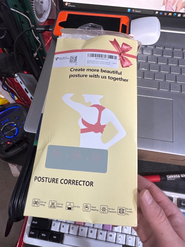 Photo 1 of (FAIR) Fit Geno Back Brace Posture Corrector for Women: Shoulder Straightener Adjustable Full Back Support Upper and Lower Back Pain Relief - Scoliosis Hunchback Hump Thoracic Spine Corrector Large