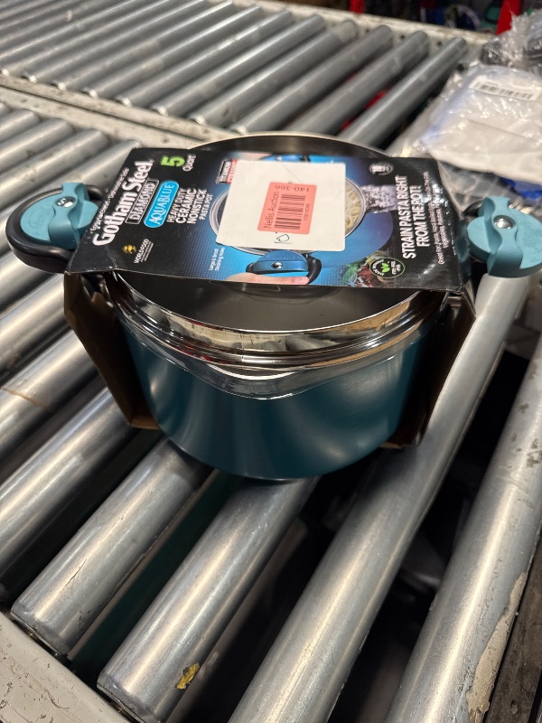 Photo 1 of ***(PARTS ONLY/ NON REFUNDABLE/ NO RETURNS OR REFUNDS)***Major damage** Handle is broken ***
Gotham Steel 5 Quart Stock Pot Multipurpose Pasta Pot with Strainer Lid & Twist and Lock Handles, Nonstick Cooking Pot + Pasta Strainer Pots with Lid, Spaghetti P