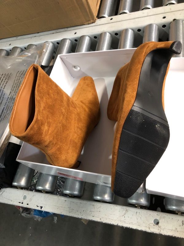 Photo 1 of (FAIR/USED) Women's Brown Booties Kitten Low Heel Tan Ankle Boots Block Chunky Heel Square Toe Fall Winter Fashion Comfortable Suede Pull-on Dress Short Boots
