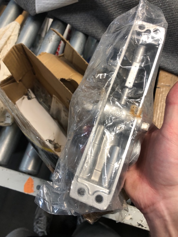 Photo 1 of (PARTIAL SET) Lynn Hardware Medium Duty Commercial Door Closer - DC6003 Automatic Door Closer, Surface-Mounted Auto Door Closer, Size 3 Automatic Door Closer for Home & Light Commercial Property, Aluminum