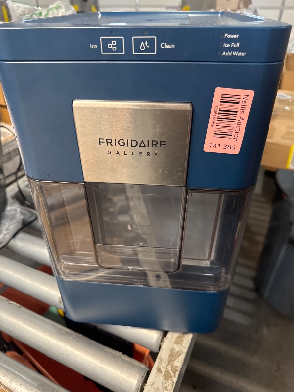 Photo 1 of ****FOR PARTS ONLY****
FRIGIDAIRE Gallery EFIC255 Countertop Crunchy Chewable Nugget Ice Maker, 44lbs per Day, Auto Self Cleaning, 2.0 Gen, Navy