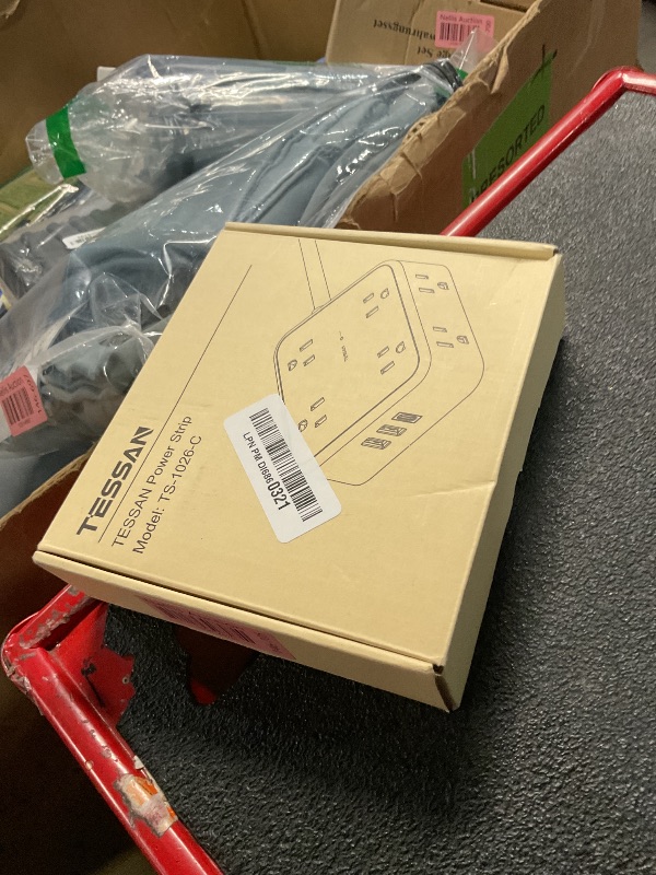 Photo 1 of Surge Protector Flat Extension Cord Flat Plug Power Strip, 8 AC Outlets, 3 USB Charger(1 USB C Port) 3-Sided Outlet Extender, 5 Ft, 900 Joules Protection, Office Supplies, Dorm Room Essentials, Grey