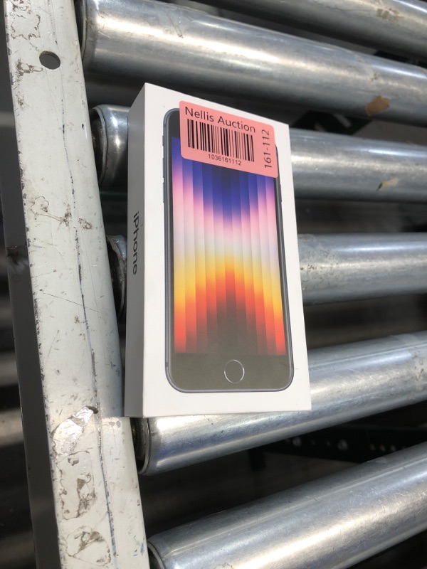 Photo 1 of ***FACTORY SEALED***2022 Apple iPhone SE (64 GB, Midnight) [Locked] + Carrier Subscription CRICKET