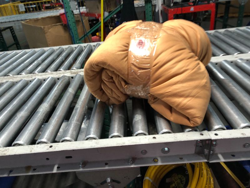 Photo 1 of ***USED - DIRTY - NO PACKAGING***
MorroMorn Comforter Set Queen Size, 4 Pieces All Season Bedding Comforters Sets, Soft Bed Set with 1 Down Alternative Duvet Insert 90×90 Inches, 2 Pillow Cases & 1 Fitted Sheet (Queen, Terracotta)