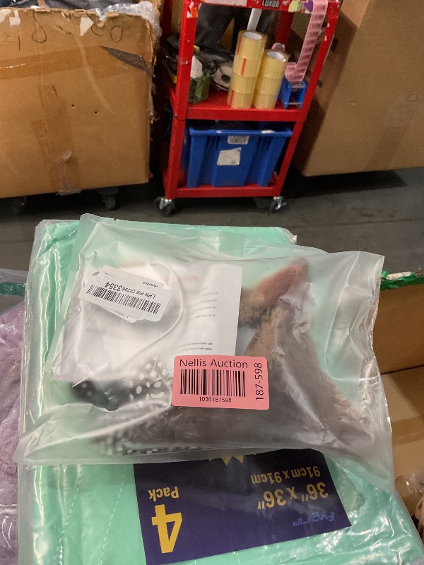 Photo 1 of Interactive Chirping Bird Cat Toy, 2025 New Interactive Chirping Bird Cat Toy, Bird Cat Toy for Indoor Adult Bored Cats, Interactive Cat Bird Toys with Feather Tail (1pcs)