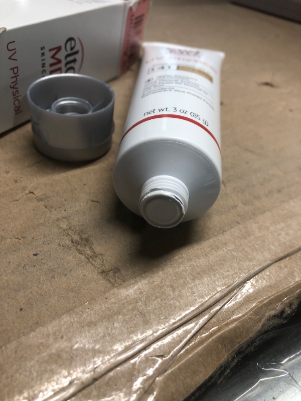 Photo 1 of Non-refundable cosmetic*****

EltaMD Barrier Renewal Complex Face Moisturizer for Dry Skin, Sensitive Skin Moisturizer for Face, 1.7 oz Pump Nonrefundable