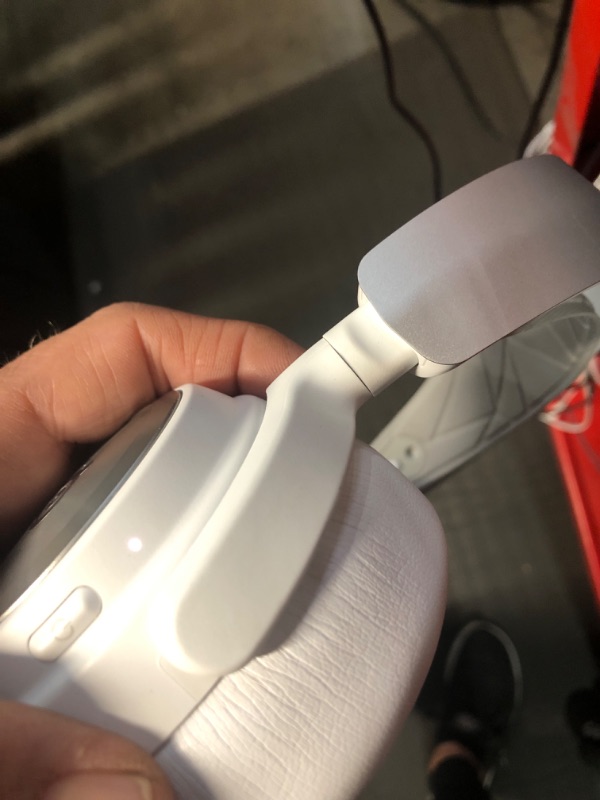 Photo 1 of SteelSeries Arctis Nova Pro Wireless Multi-System Gaming Headset - Neodymium Magnetic Drivers - Active Noise Cancellation - Infinity Power System - Gen 2 Mic - PC, PS5, PS4, Switch, Mobile - White