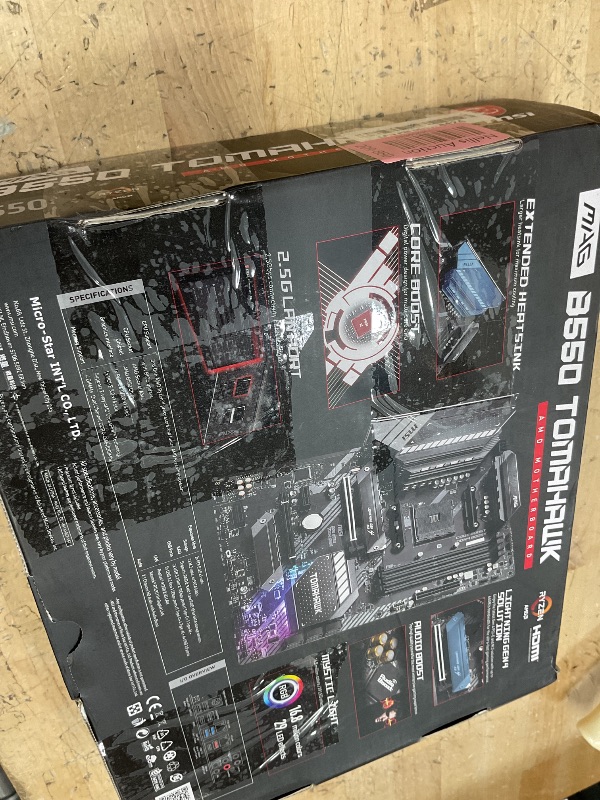Photo 1 of MSI MAG Tomahawk AMD B550 Socket AM4 ATX DDR4-SDRAM Motherboard