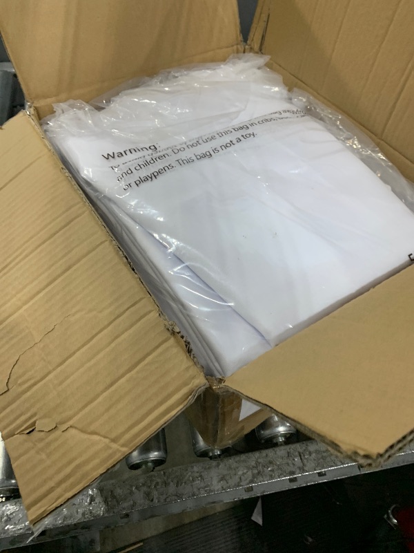 Photo 1 of 10 Pack 108inch Round Tablecloth Polyester Table Cloth?Stain Resistant and Wrinkle Polyester Dining Table Cover for Kitchen Dinning Party Wedding Rectangular Tabletop Buffet Decoration(White)