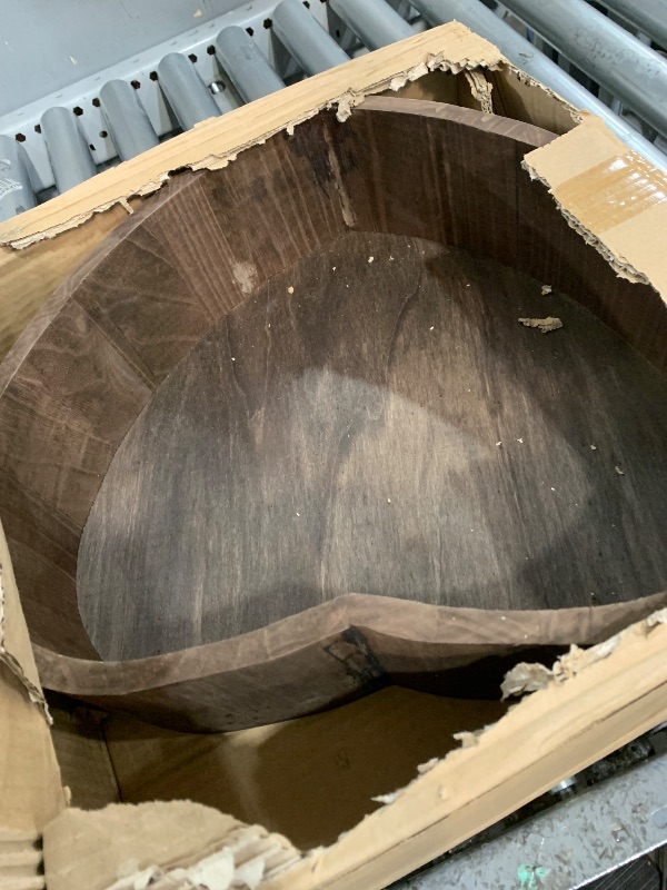 Photo 1 of 1pc Heart Shaped Photography Props Baby Infant Photo Props Kids Baby Basket Kid Photo Baby Posing Case Baby Clothes Newborn Modeling Wood